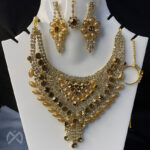 Gold Plated Imitation Pearl Floral Design Necklace Set